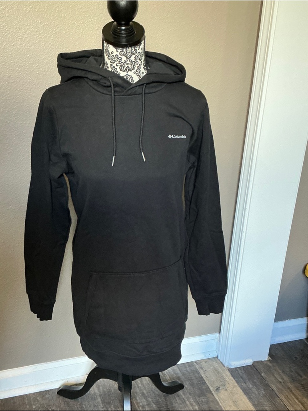 Columbia Women's Black Hooded Pullover Sweater Size S